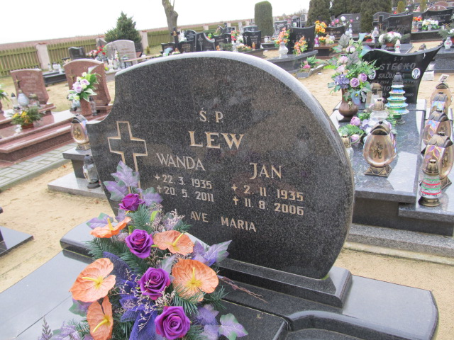 Wanda Lew 1935 Świerczów - Grobonet - Wyszukiwarka osób pochowanych
